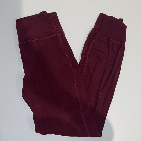 Lulu Lemon Align Joggers - Picture 7 of 7